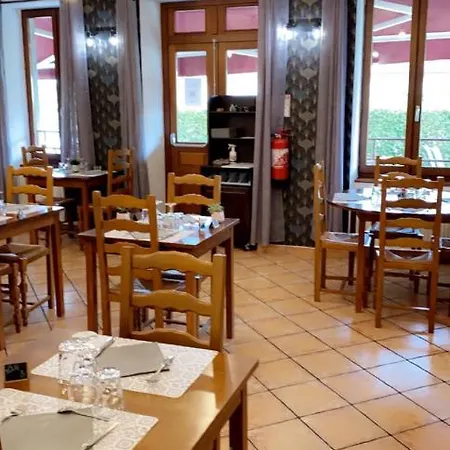 La Claie Des Champs Szálloda *